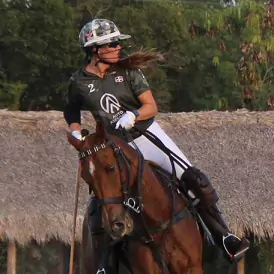 Arianna Van Schermbeek - Tronca Arix